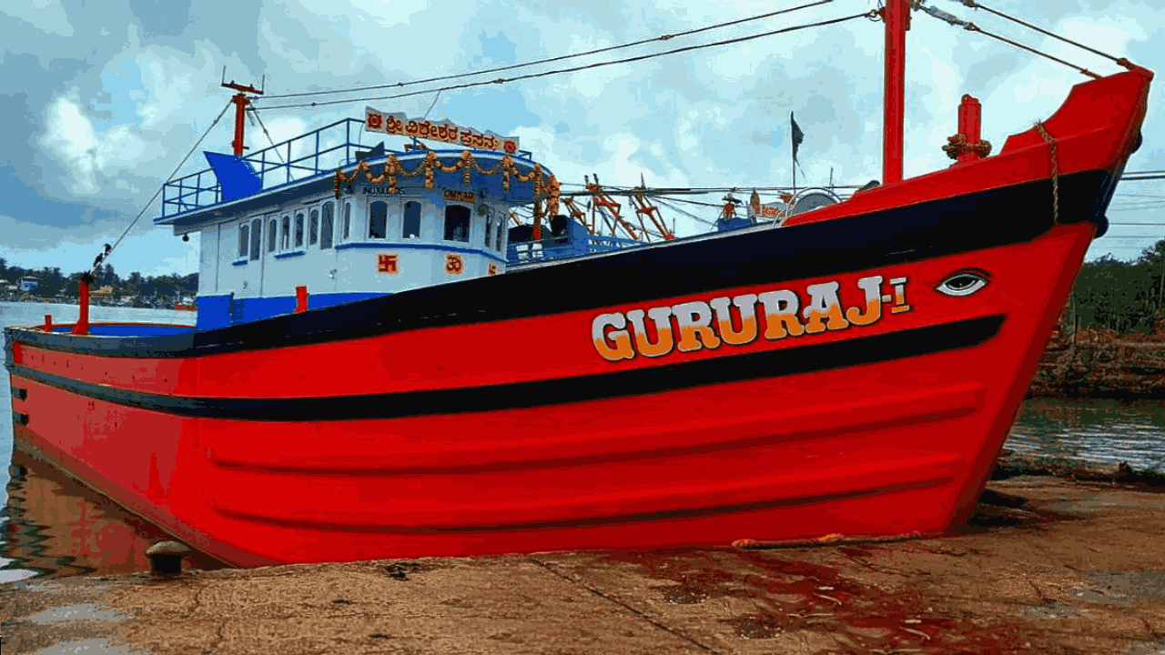 Luxury Expedition Yacht